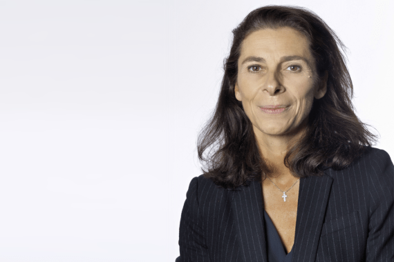 Emmanuelle-Raveau-director-communication-EY